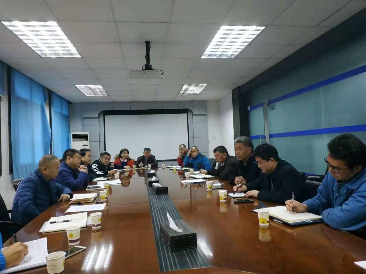 郭總帶隊深入“三供一業(yè)”施工現(xiàn)場協(xié)調推進項目建設